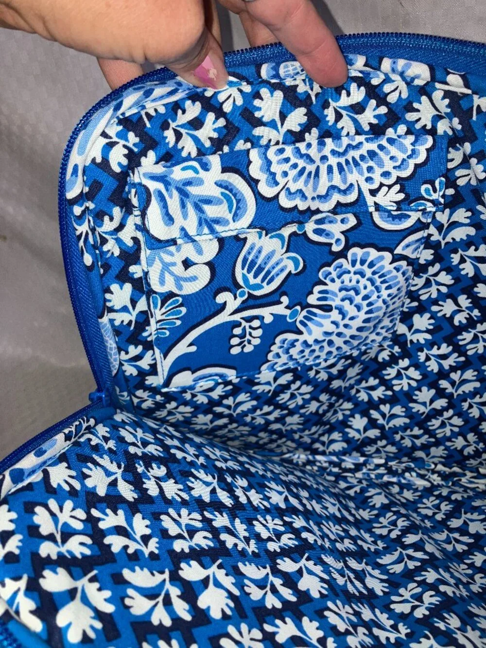 NWT Vera Bradley Laptop Case Sleeve Unisex Blue Lagoon Floral Quilted Zip Around